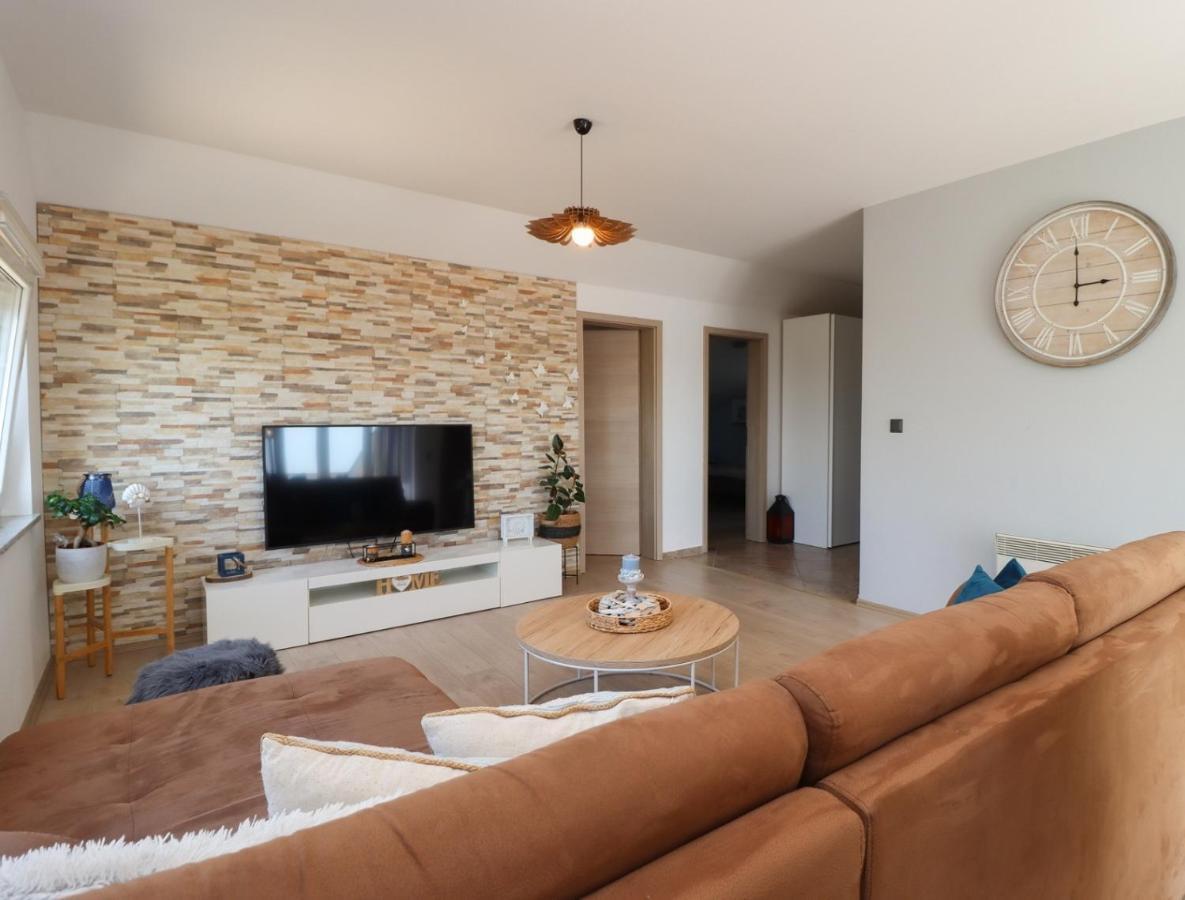 Family Appartement Crikvenica Buitenkant foto